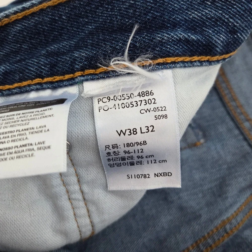Levi Strauss 550 Relaxed Fit Dark Wash Denim Jeans Men's W38 L32‎